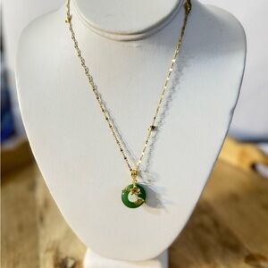 CALIFORNIA CLOVER LEAF NECKLACE